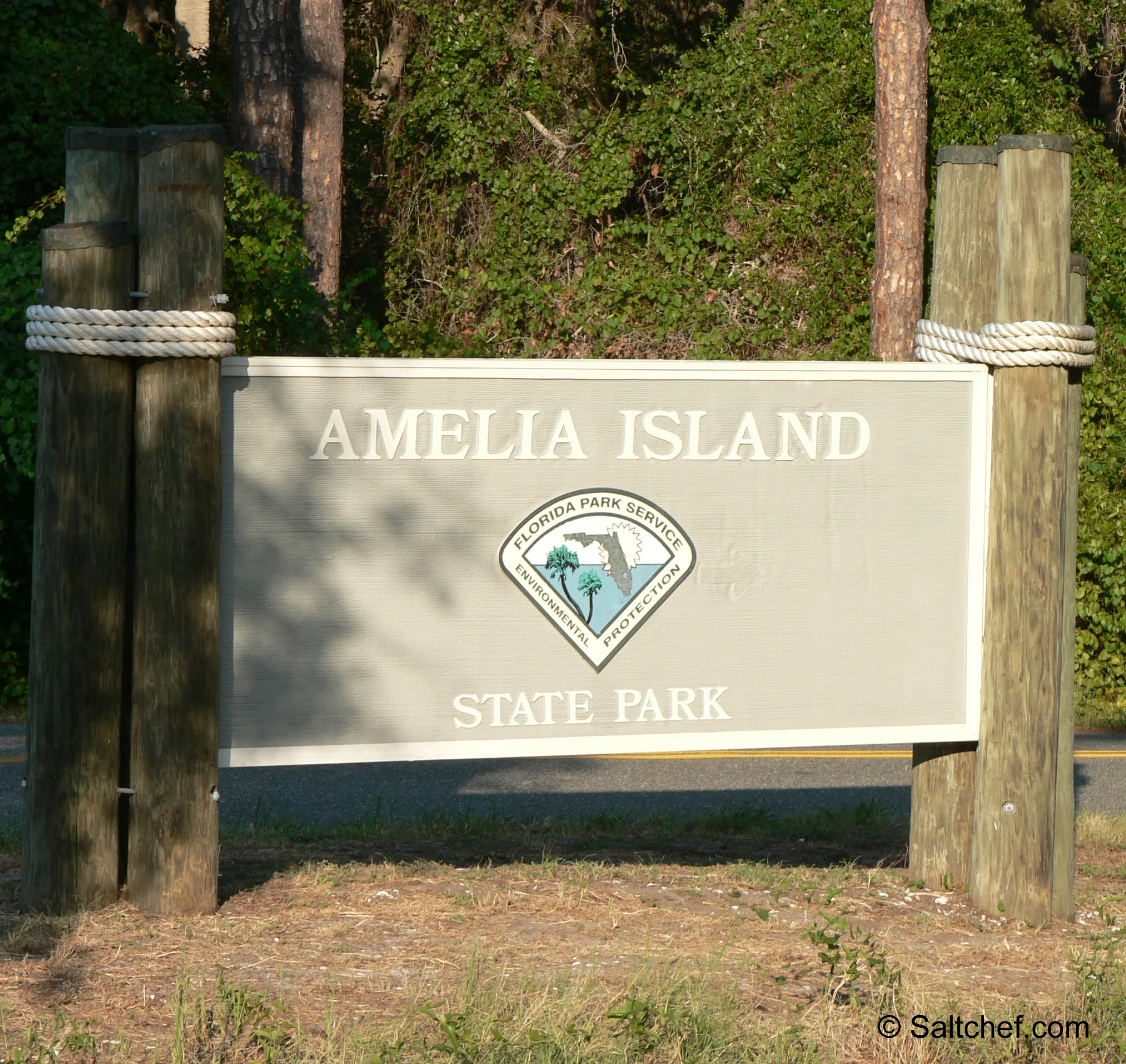 sign at entrance to amelia island state park